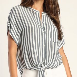 🌿 3/$30 Lulus Newport Beach Grey and White Striped Top XS